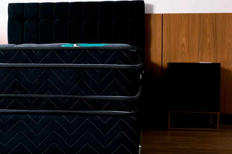 colchao-keiko-casal-padrao-elitecomfort-preto-detalhes