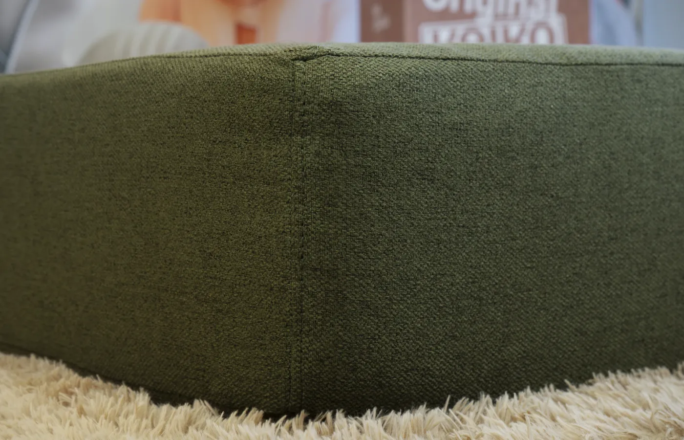 cama-montessoriana-keiko-aconchego-casal-verdemilitar-detalhes