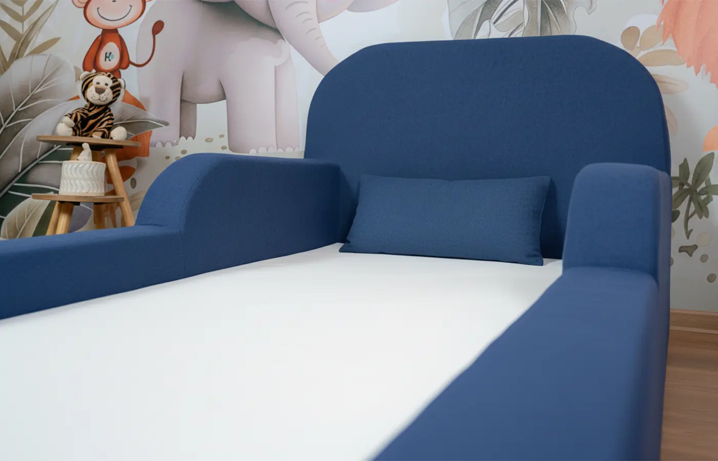 cama-montessoriana-encanto-solteiro-azulmarinho